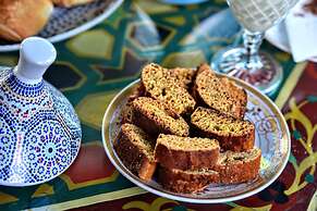 RAZOLI sidi fateh