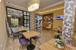 4 Angels Hotel