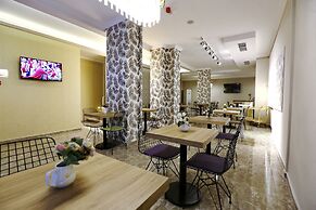 4 Angels Hotel
