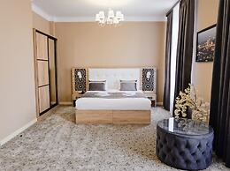 Dona Hotel