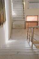 Dona Hotel