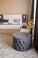 Dona Hotel