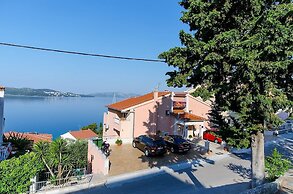 Tonina Apartments