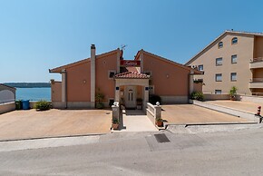 Tonina Apartments