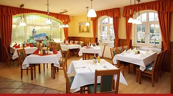 Hotel & Restaurant zur Linde