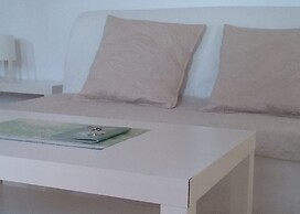 Lovely Cat's Room Urrunaga