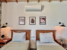 Kaskoy Hotel