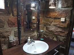 Swara Acacia Lodge