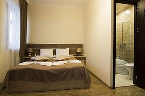 Guest House - MK