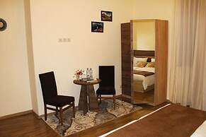 Guest House - MK