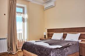 Guest House - MK