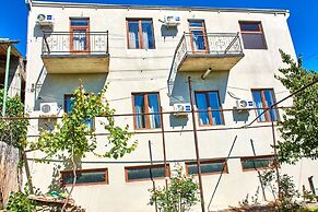 Guest House - MK