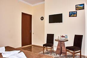 Guest House - MK