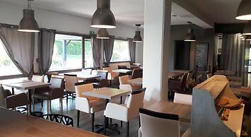 Logis Atoll Hotel