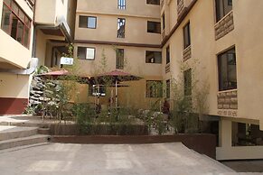 TrippleO's Hotel