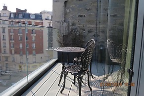 Villa Eiffel Mademoiselle