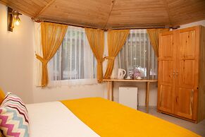 Kara Kedi Beach Bungalow