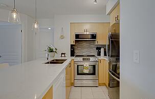 Yonge Street Downtown Toronto Condos