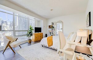 Yonge Street Downtown Toronto Condos