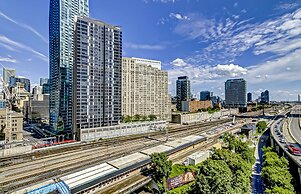 Yonge Street Downtown Toronto Condos