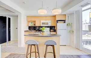 Yonge Street Downtown Toronto Condos