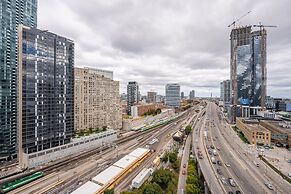 Yonge Street Downtown Toronto Condos