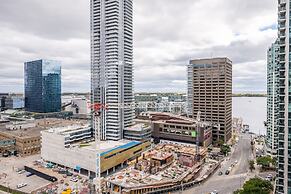 Yonge Street Downtown Toronto Condos