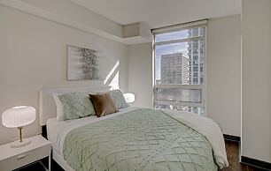 Yonge Street Downtown Toronto Condos