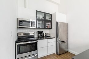 GLOBALSTAY. Dundurn LOFTS. Free parking