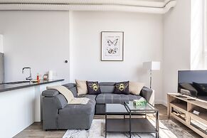 GLOBALSTAY. Dundurn LOFTS. Free parking
