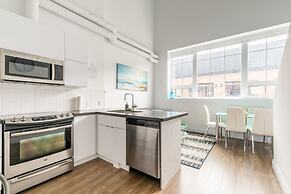 GLOBALSTAY. Dundurn LOFTS. Free parking