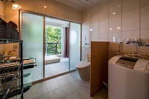 E-horizon Resort Condominium Yomitan