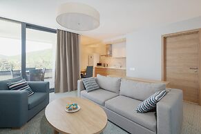 Lavicon Apart Hotel Collection