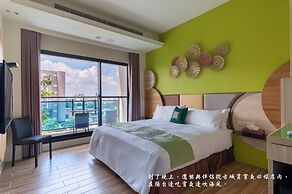 MAMBO Boutique Hotel