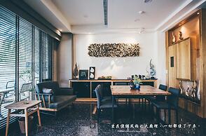 MAMBO Boutique Hotel