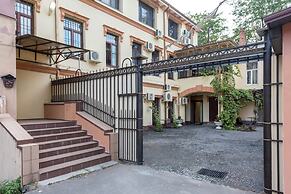 TsaTsa Hotel - Hostel