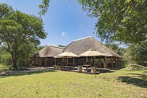 Tembe Elephant Park