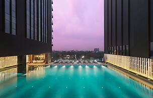 Wyndham Grand Yangon Hotel