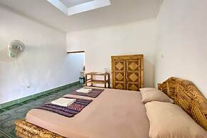 Duyung Rooms and Resto