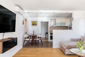 Luxury Apartment Matkovic