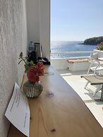 Geo & Art Boutique Hotel