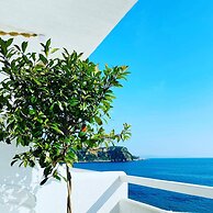 Geo & Art Boutique Hotel