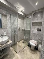 Geo & Art Boutique Hotel
