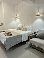 Geo & Art Boutique Hotel