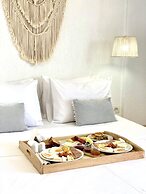 Geo & Art Boutique Hotel