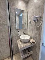 Geo & Art Boutique Hotel