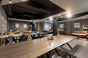 Hotel Brown - Zhongzheng