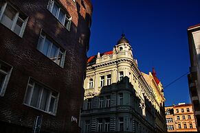 Wenceslas Square Apartment
