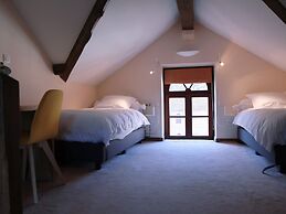 Hotel - Ferme du Chateau D'ahin