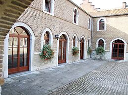 Hotel - Ferme du Chateau D'ahin